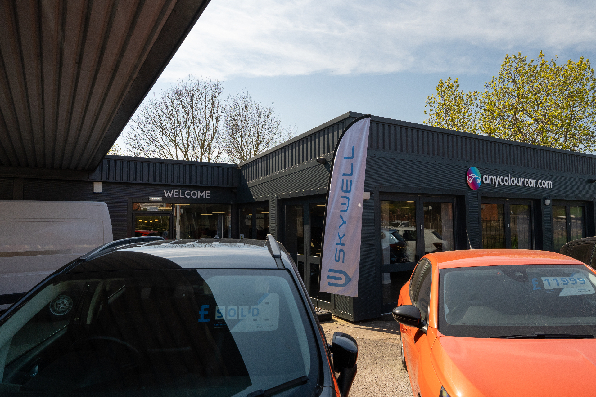 anycolourcar.com showroom