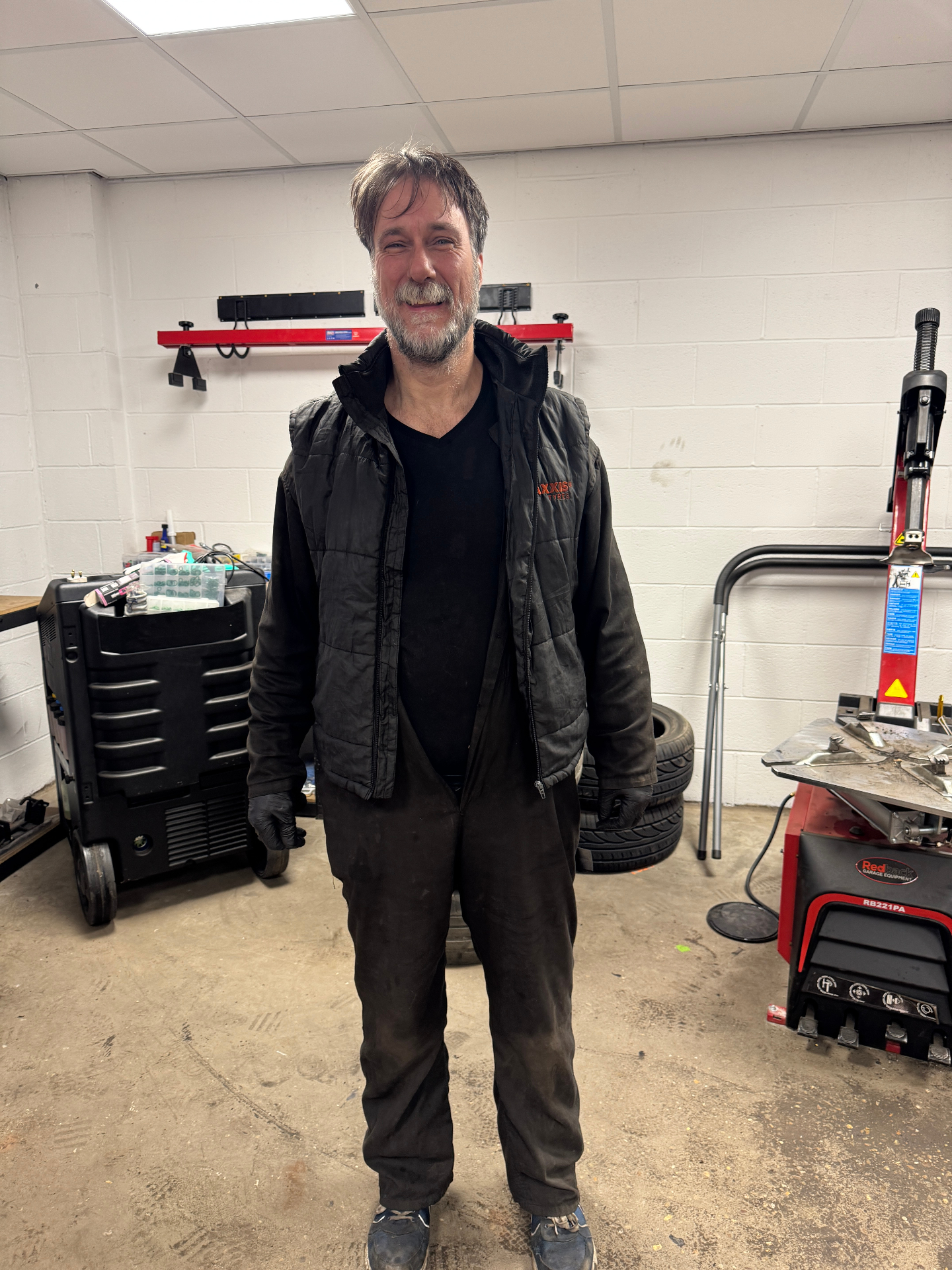 Ian, Vehicle Technician at anycolourcar.com