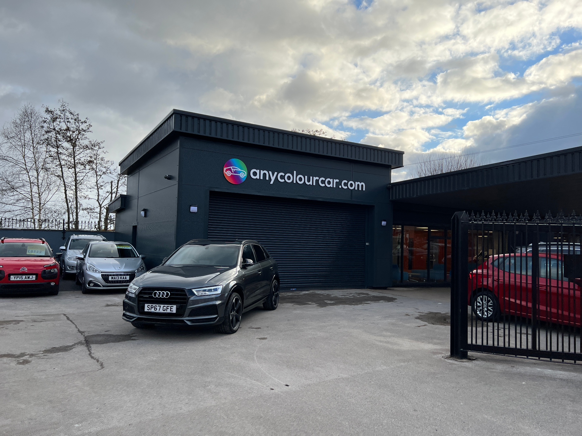 Showroom Opens